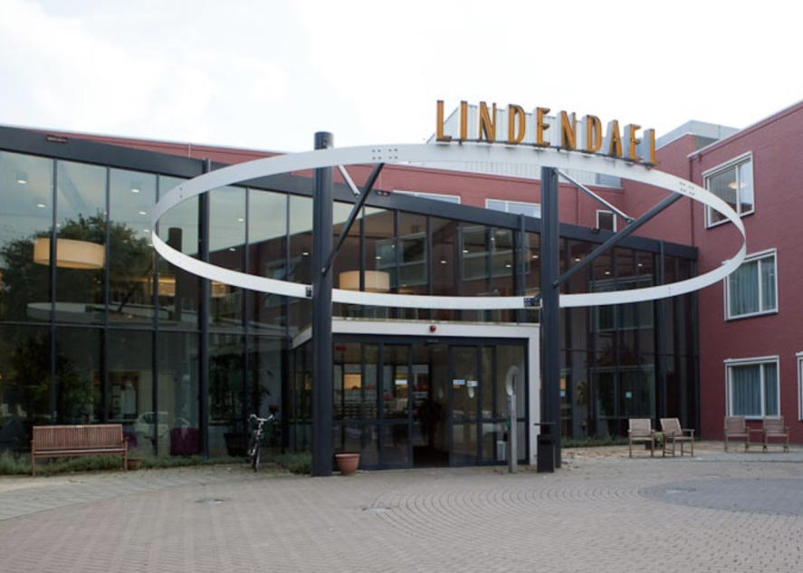 Nieuwe vragen over parkeervergunningen Lindendael